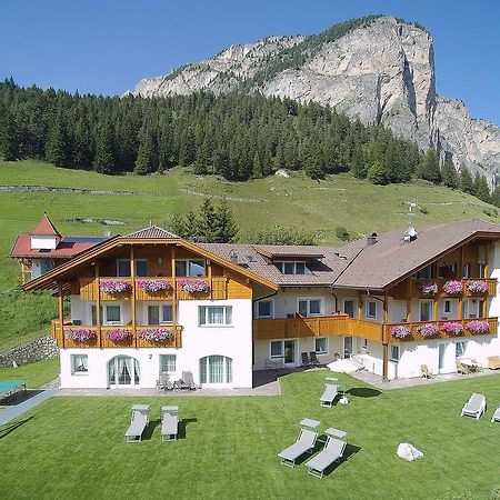 Garni La Majon Hotell Selva di Val Gardena Eksteriør bilde