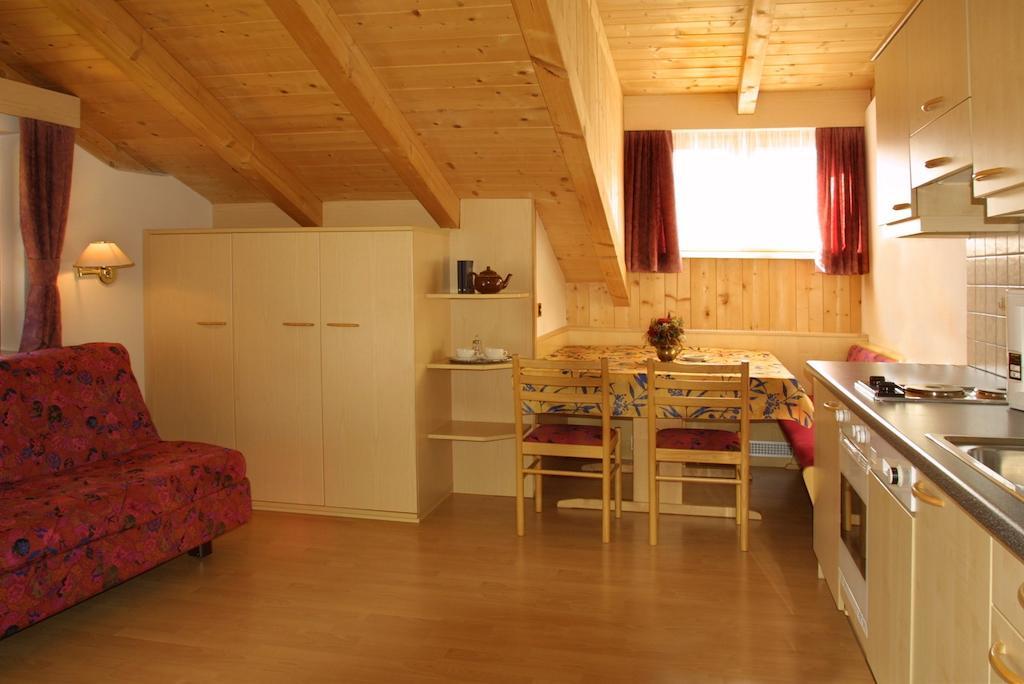 Garni La Majon Hotell Selva di Val Gardena Eksteriør bilde